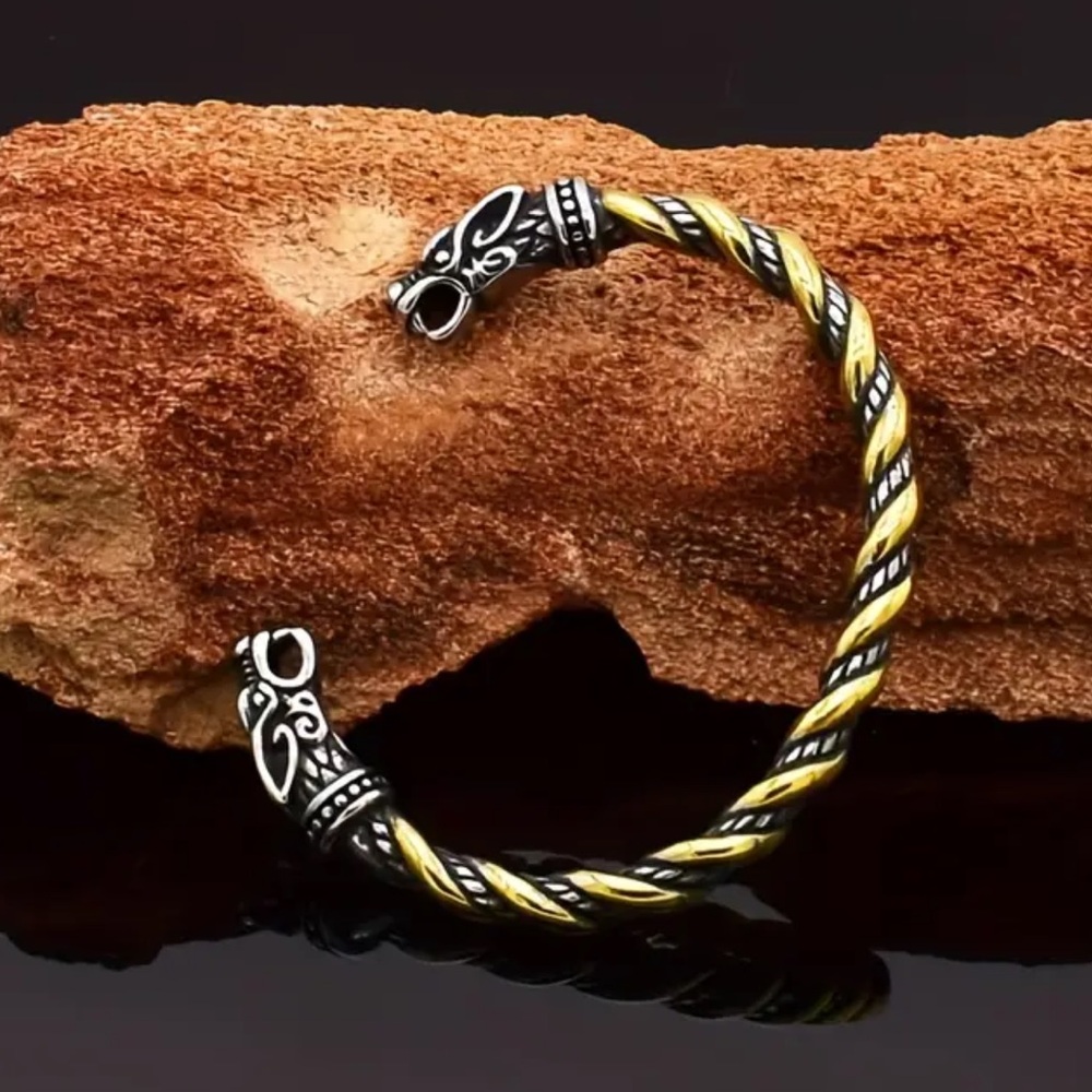 Dragon bracelet